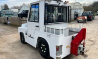 HF5825 Diesel Powered Airport Towing Tractor HF5825 Diesel Powered Airport Towing Tractor